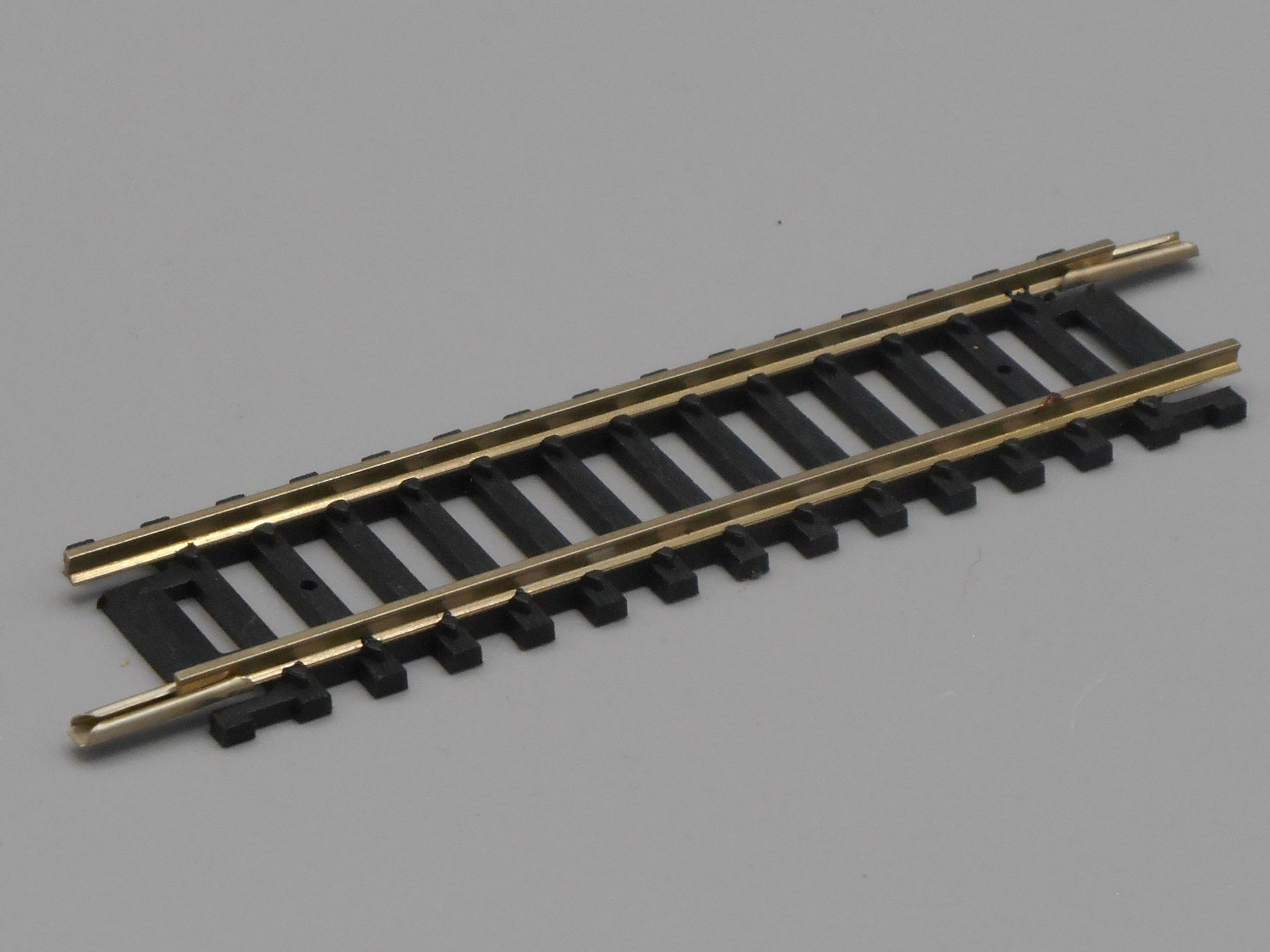 Rail droit 9.95 cm - Mehano - Passion-Miniatures
